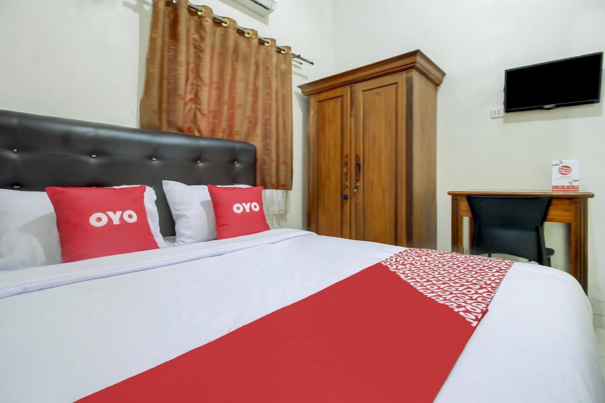 Oyo Life 3606 Kost Kartini Syariah Hotel
